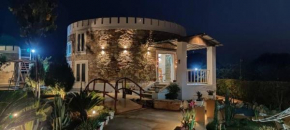 Stone Villa Jungle Retreat